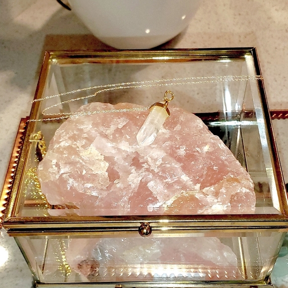 10k Gold, Cryatal Quartz Chakra Necklace - Picture 3 of 8